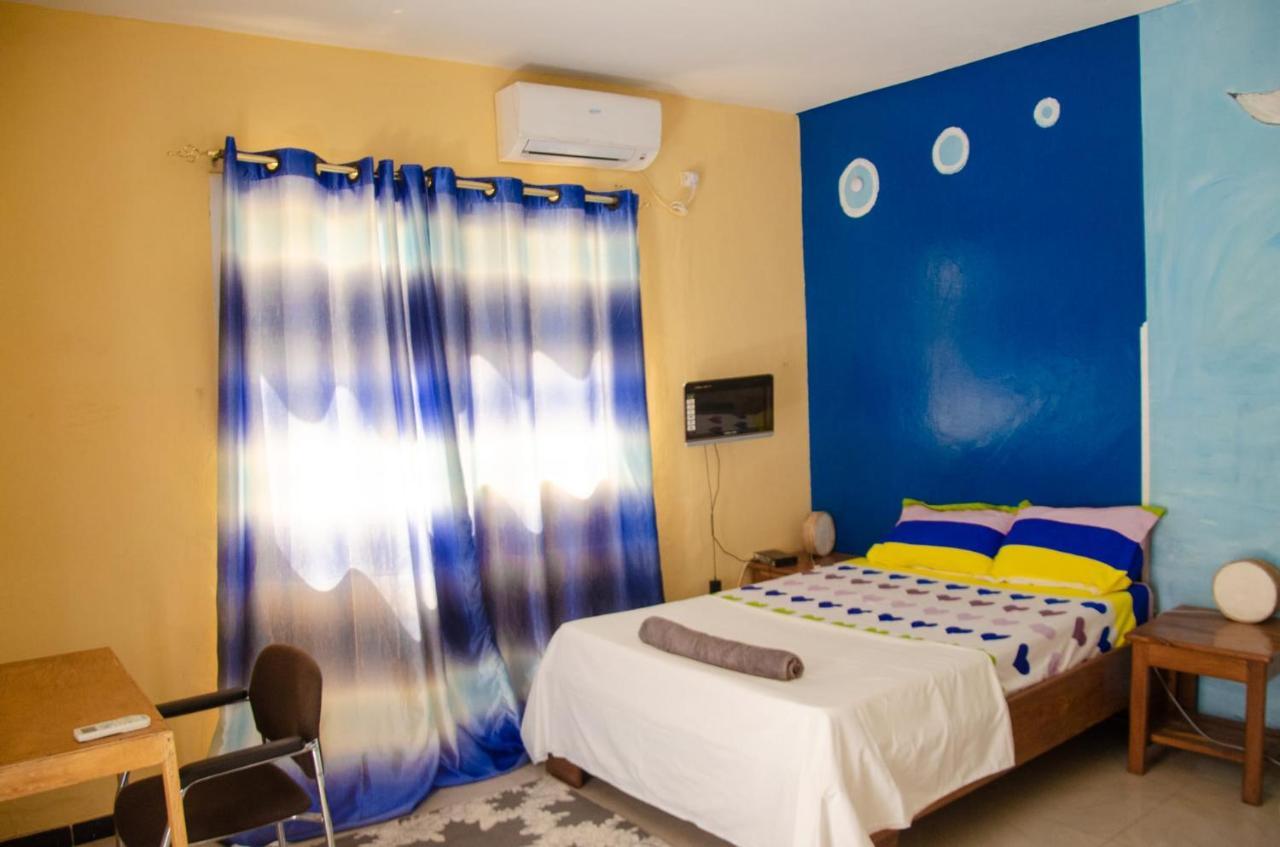 Ferienwohnung Ker Adja Ziguinchor Exterior foto