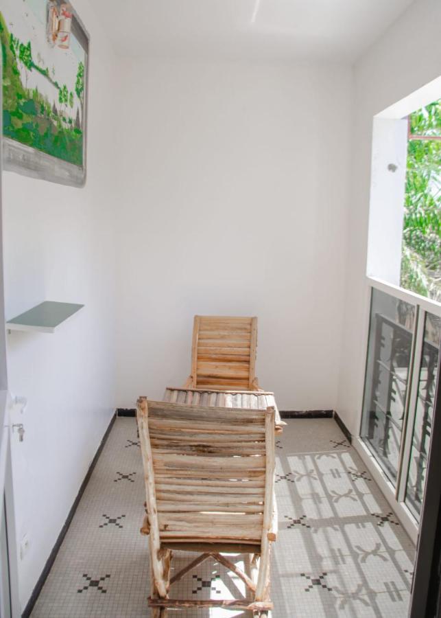 Ferienwohnung Ker Adja Ziguinchor Exterior foto